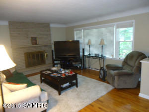 8412 De Ave E, Richland, MI 49083 photo 2