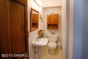2132 E G Ave, Parchment, MI 49004 photo 10