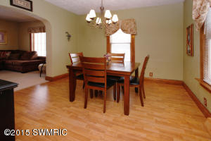 2132 E G Ave, Parchment, MI 49004 photo 9