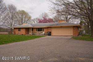 61585 Constantine Rd, Three Rivers, MI 49093 photo 2