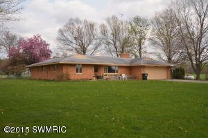 61585 Constantine Rd, Three Rivers, MI 49093 photo 1