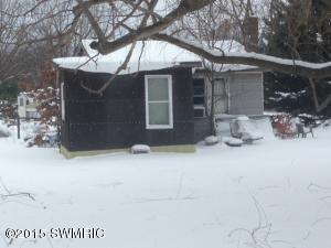 11675 Walnut Ave, Grant, MI 49327 photo 1