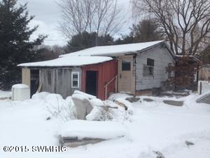 11675 Walnut Ave, Grant, MI 49327 photo 2