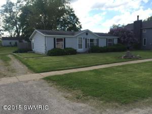 320 First St, Sunfield, MI 48890 photo 1