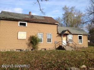 222 Putney, Belding, MI 48809 photo 1
