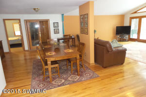 11329 Midway Rd, Three Rivers, MI 49093 photo 8