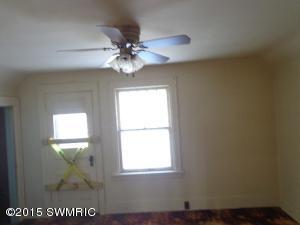 202 E Main St, Ionia, MI 48846 photo 18
