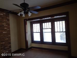 202 E Main St, Ionia, MI 48846 photo 10