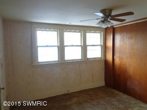 202 E Main St, Ionia, MI 48846 photo 17