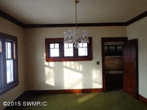 202 E Main St, Ionia, MI 48846 photo 4