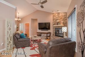 4659 Eckert Rd, Freeport, MI 49325 photo 5