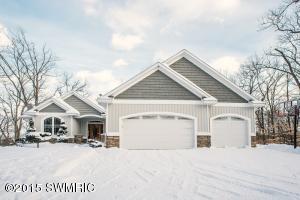 4659 Eckert Rd, Freeport, MI 49325 photo 1