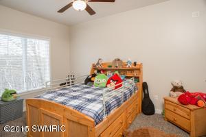 4659 Eckert Rd, Freeport, MI 49325 photo 10