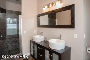 4659 Eckert Rd, Freeport, MI 49325 photo 15