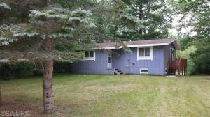 5903 N Bayshore Dr, Irons, MI 49644 photo 1