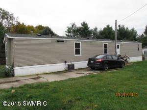 299 S Higbee St, Lyons, MI 48851 photo 4