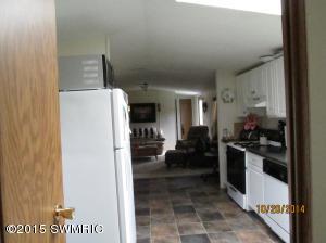 299 S Higbee St, Lyons, MI 48851 photo 2