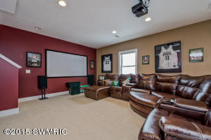 12 Fox Point Ct NE, Ada, MI 49301 photo 49