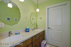 12 Fox Point Ct NE, Ada, MI 49301 photo 42