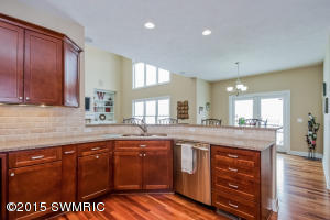 12 Fox Point Ct NE, Ada, MI 49301 photo 17