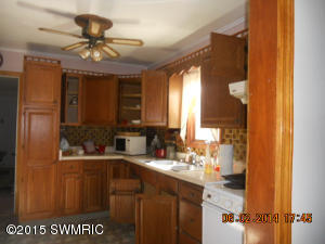 37870 76th St, Covert, MI 49043 photo 2