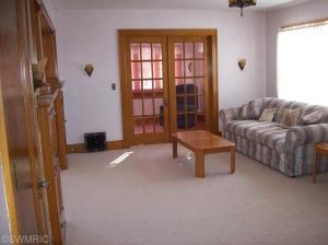 121 E Day St, Stanton, MI 48888 photo 5