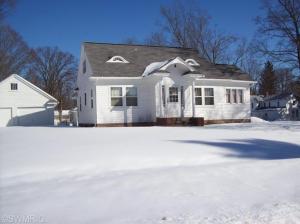 121 E Day St, Stanton, MI 48888 photo 22