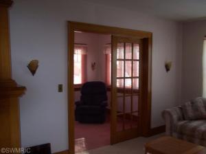 121 E Day St, Stanton, MI 48888 photo 4