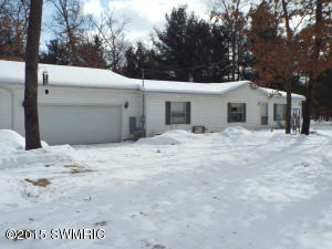 620 220th Ave, Morley, MI 49336 photo 1