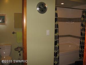 400 Chippewa, Benton Harbor, MI 49022 photo 32