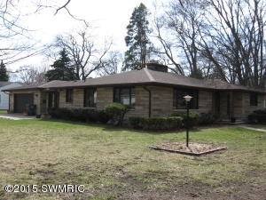 400 Chippewa, Benton Harbor, MI 49022 photo 2