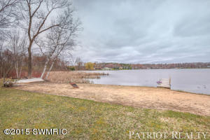 13143 Englewright Dr, Sand Lake, MI 49343 photo 2