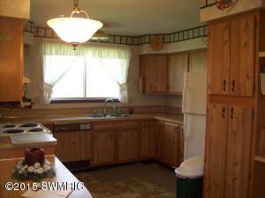 1964 N County Line Rd, Blanchard, MI 49310 photo 4