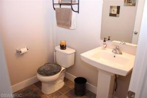 631 Oklahoma, Three Rivers, MI 49093 photo 10