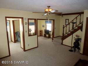 17548 Williams St, Ferrysburg, MI 49409 photo 3