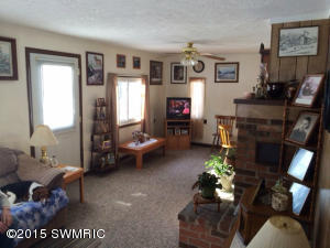 564 Silver Ave, White Cloud, MI 49349 photo 3