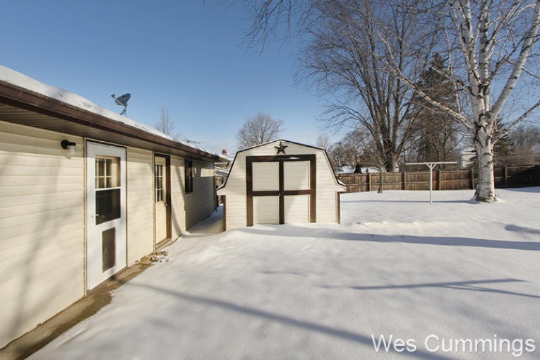 934 S Broas St, Belding, MI 48809 photo 28