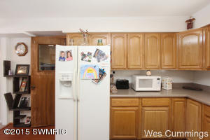 934 S Broas St, Belding, MI 48809 photo 10