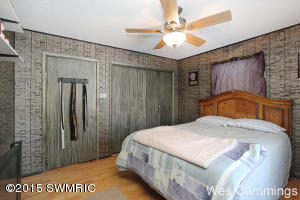 934 S Broas St, Belding, MI 48809 photo 16