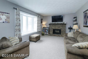 56888 Bow Dr, Three Rivers, MI 49093 photo 3