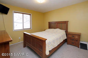 56888 Bow Dr, Three Rivers, MI 49093 photo 11