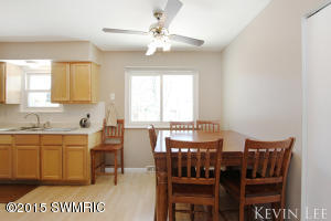 237 Roberta Jayne, Lowell, MI 49331 photo 11