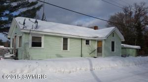 1315 Guthrie St, Baldwin, MI 49304 photo 2