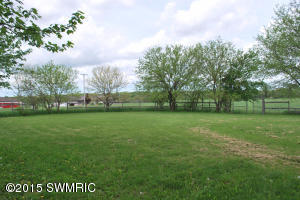 300 4th St, Plainwell, MI 49080 photo 21
