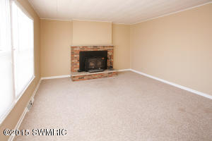 300 4th St, Plainwell, MI 49080 photo 8