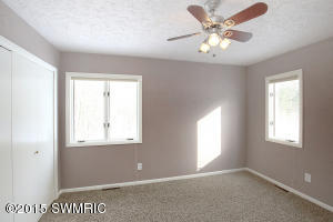 422 6th St, Plainwell, MI 49080 photo 16