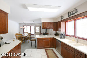 422 6th St, Plainwell, MI 49080 photo 8