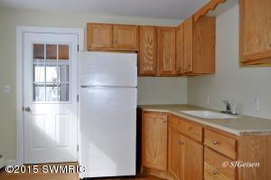 404 W High St, Belding, MI 48809 photo 6
