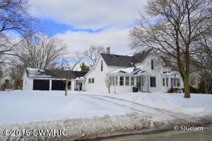 404 W High St, Belding, MI 48809 photo 1