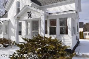 404 W High St, Belding, MI 48809 photo 12